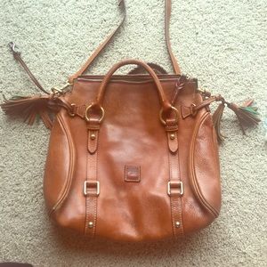 Dooney & Bourke cross body bag.